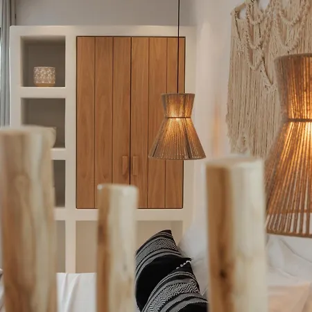 Due Venti Downtown Naxos Junior *